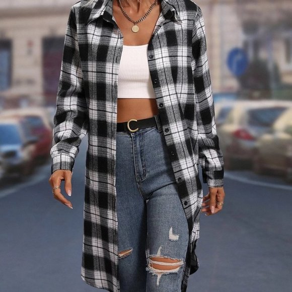 Plaid Print button down casual shacket - Picture 2 of 4